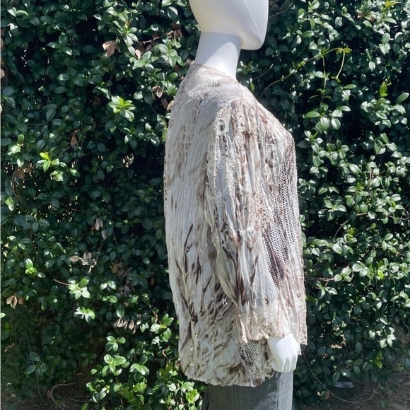 Chico’s Travelers Lightweight Embroidered Crochet Cardigan - Picture 5 of 13